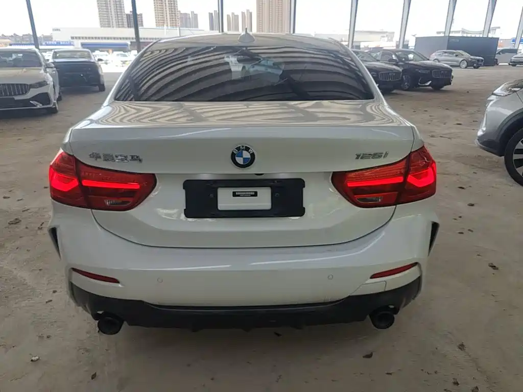 BMW 1 Series 2023