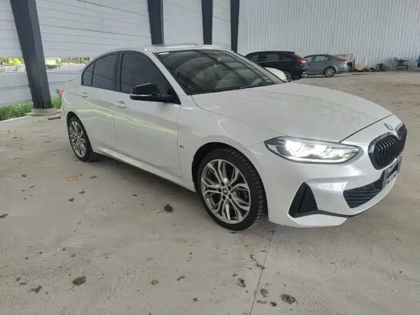 BMW 1 Series 2023