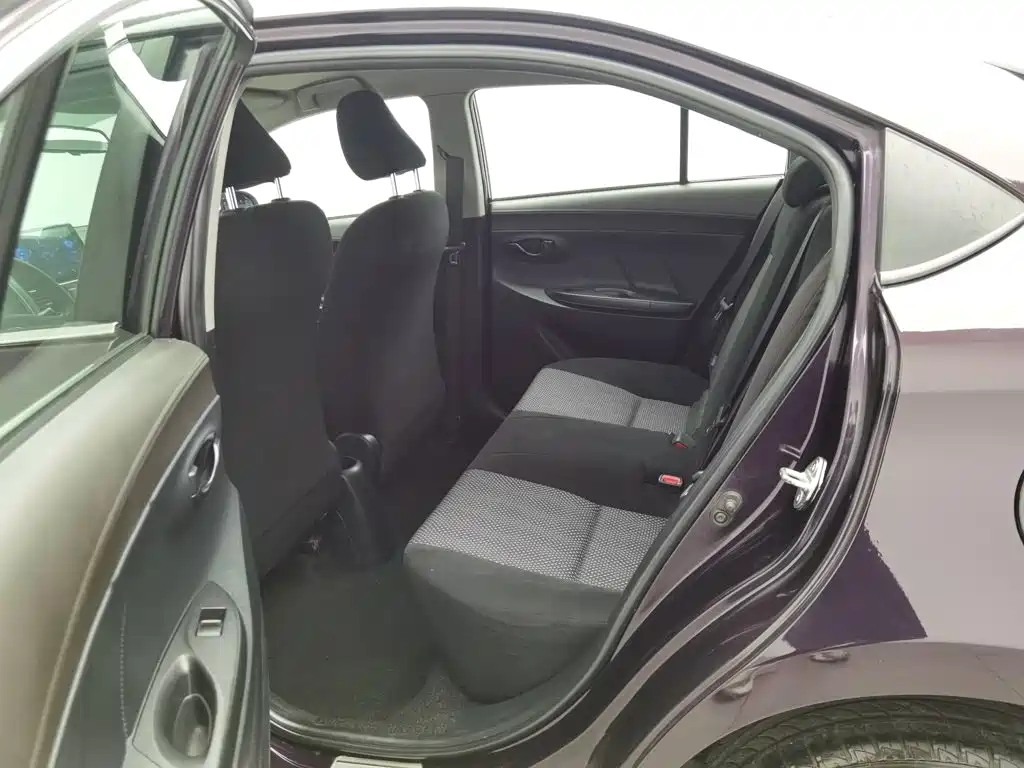 Toyota Vios 2014 — фото 15