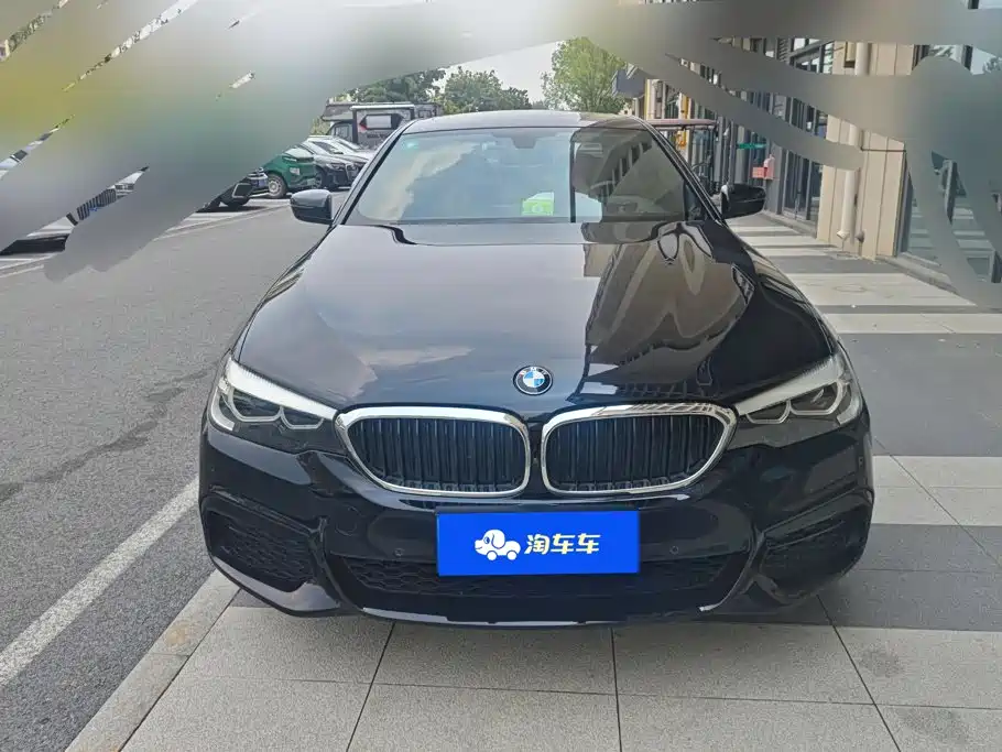 BMW 5 Series 2019 — фото 2