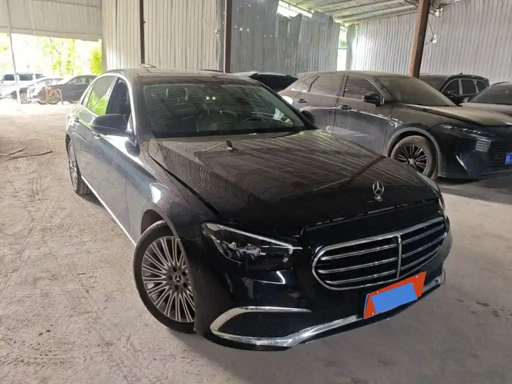 Mercedes-Benz E-Class 2022