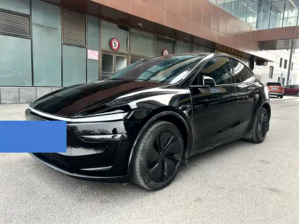 Tesla Model Y 2026