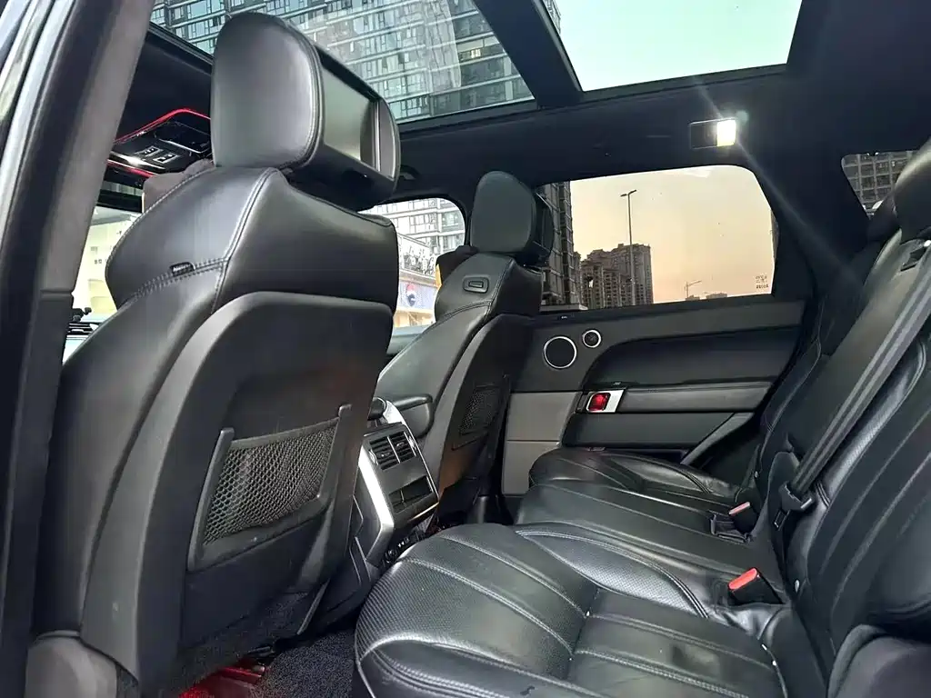 Land Rover Sport 2016