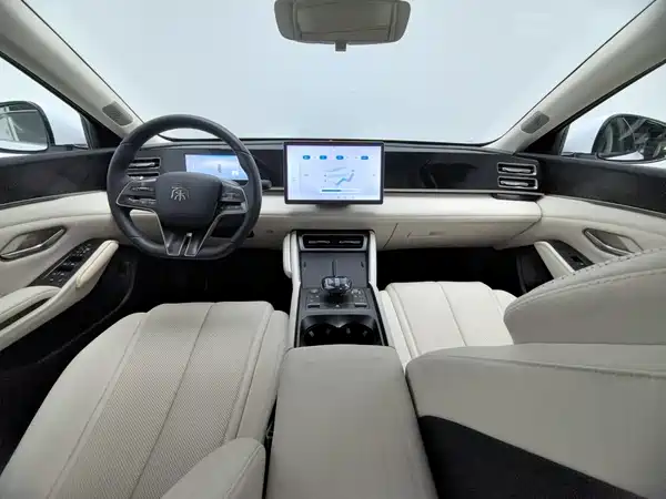 BYD Qin L 2024