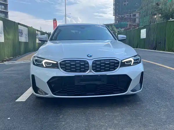 BMW 3 Series 2024