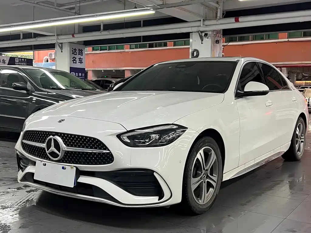 Mercedes-Benz C-Class 2022 — фото 1