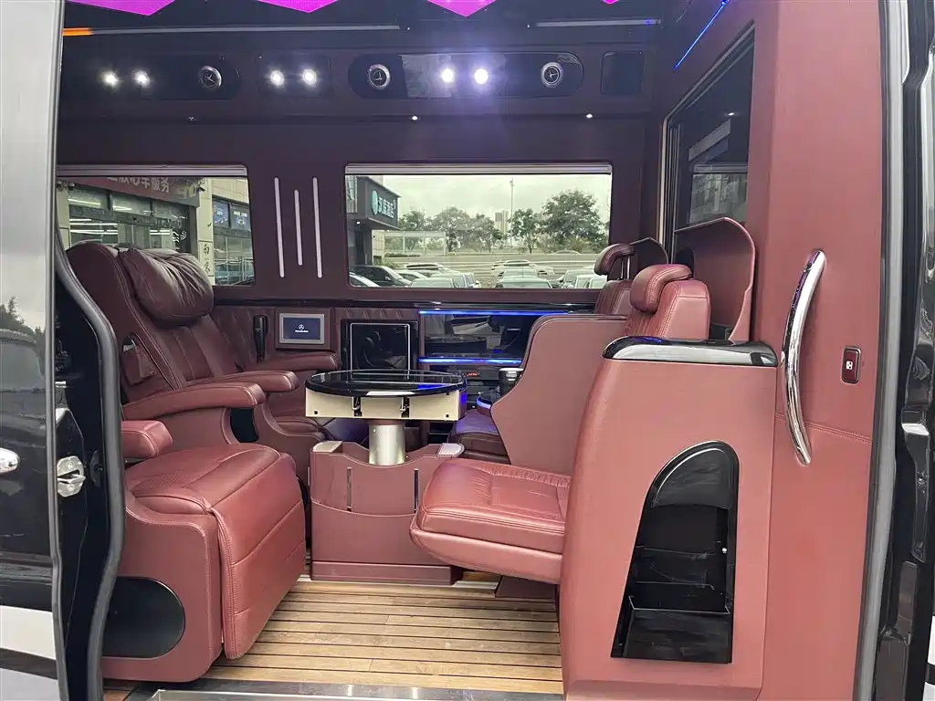 Mercedes-Benz Sprinter 2017 — фото 19
