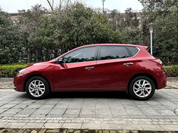 Nissan Tiida 2021
