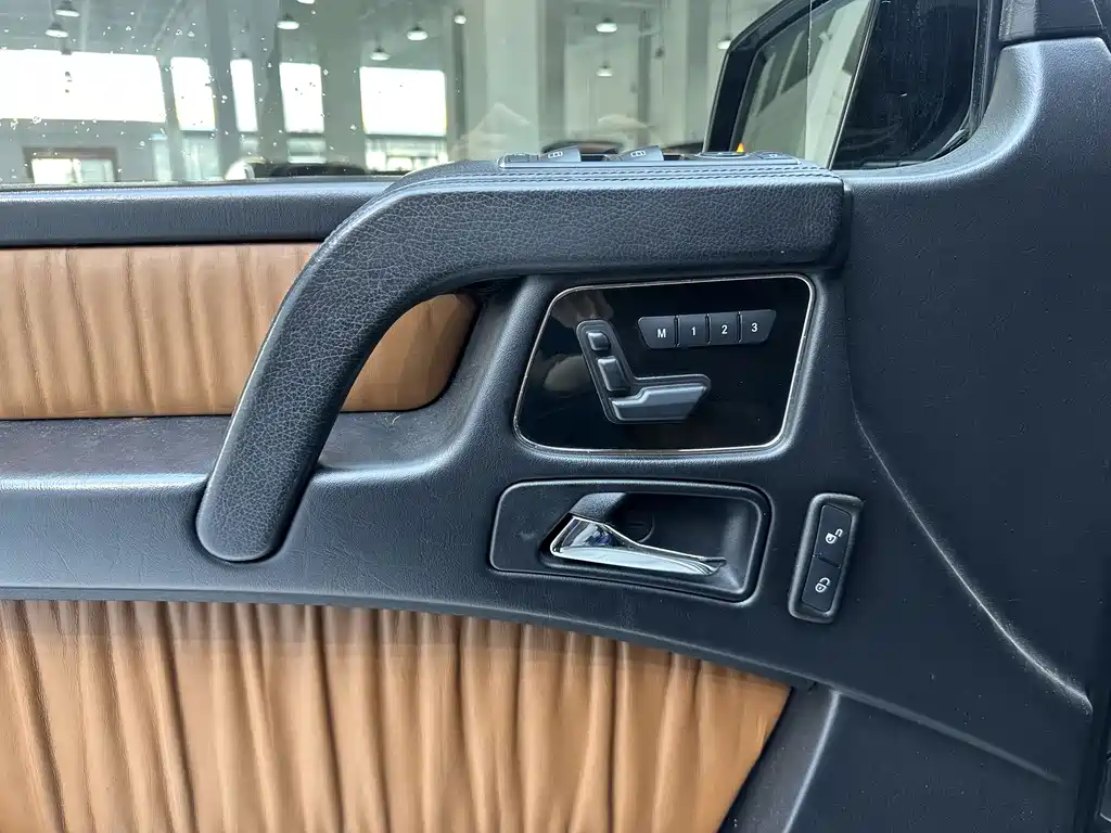Mercedes-Benz G-Class 2017 — фото 8