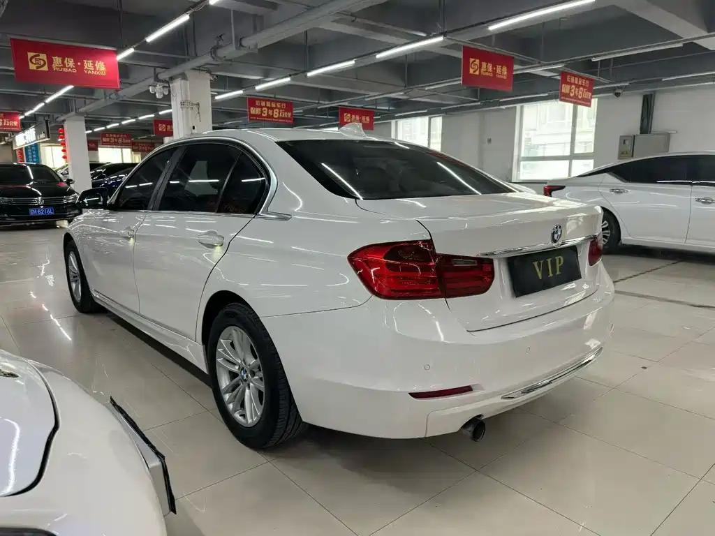 BMW 3 Series 2012