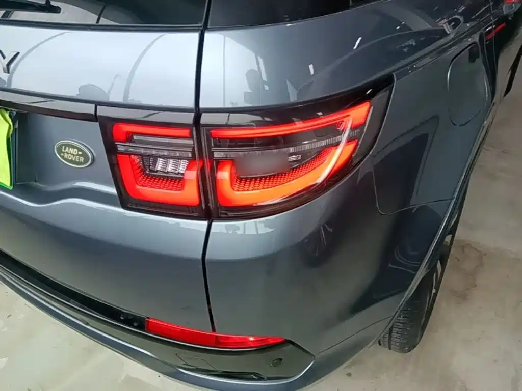 Land Rover Discovery Sport 2021 — фото 8