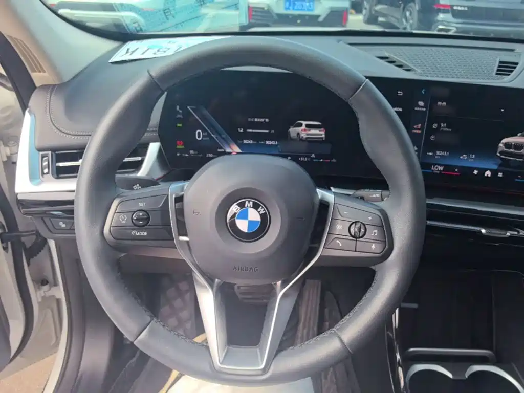BMW X1 2024 — фото 11