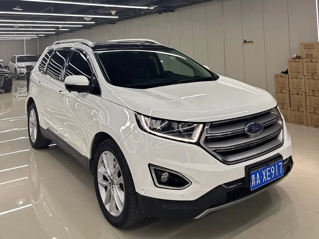 Ford Edge 2016 — фото 21