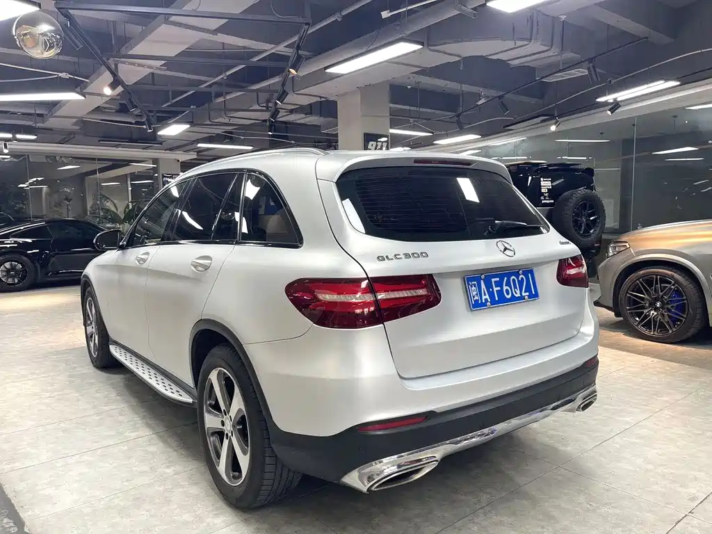 Mercedes-Benz GLC 2016 — фото 9