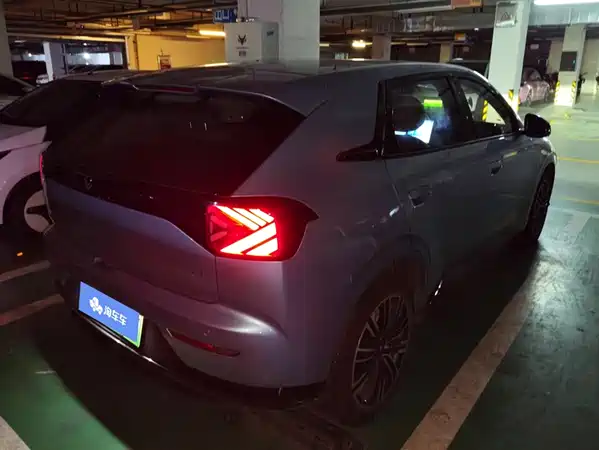 Arcfox Beta T1 2025