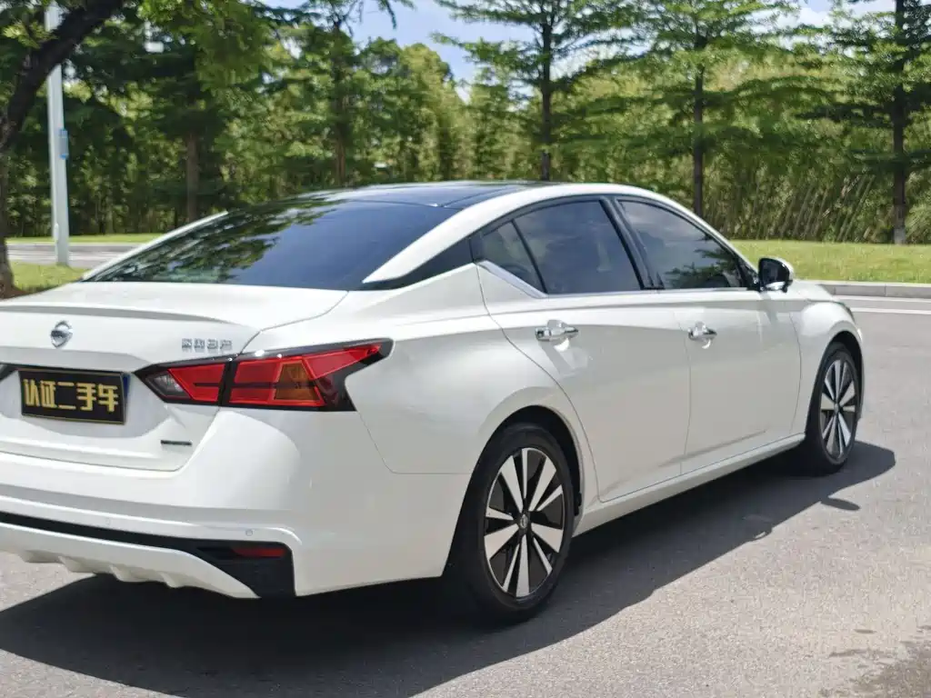 Nissan Teana 2022 — фото 14