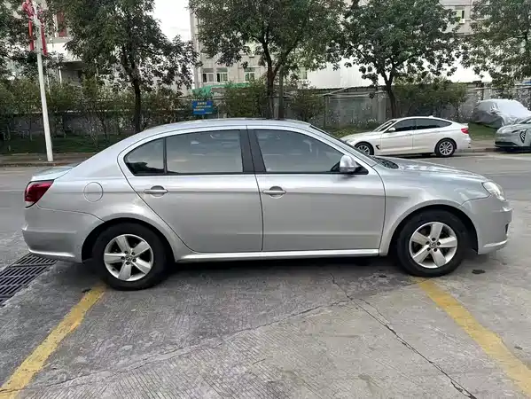 Volkswagen Lavida 2013