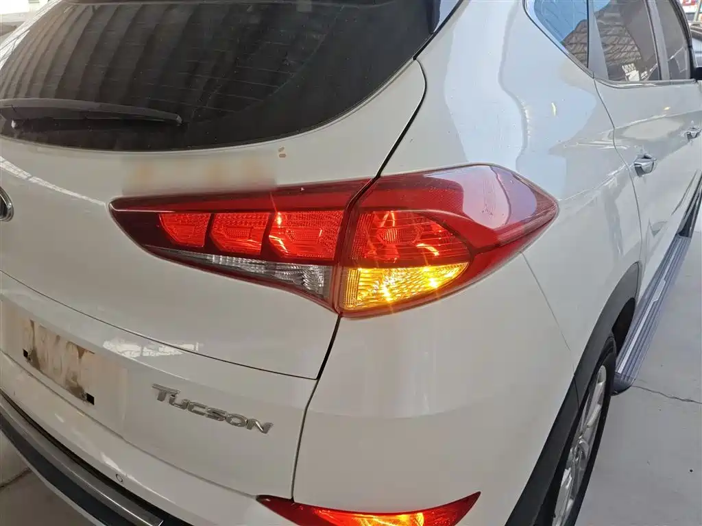 Hyundai Tucson 2016 — фото 24