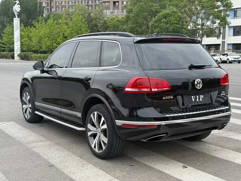 Volkswagen Touareg 2016 — фото 7