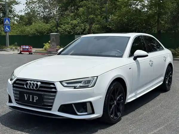 Audi A4L 2020