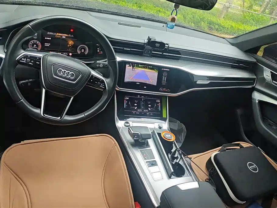 Audi A6L 2024 — фото 11