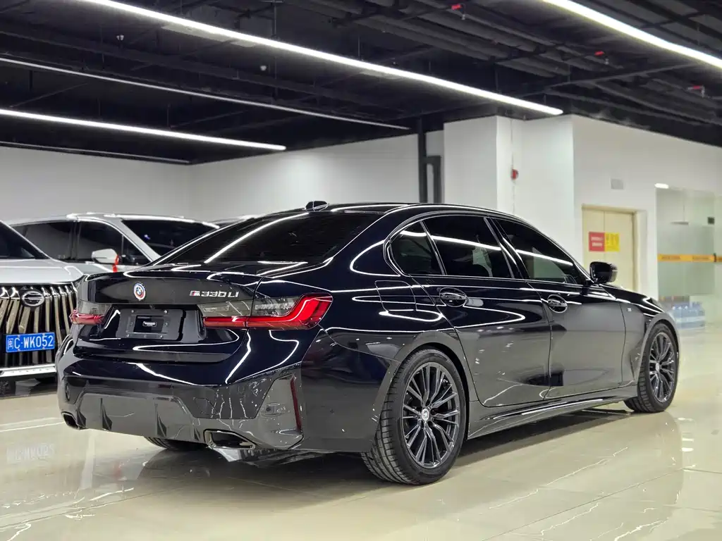 BMW 3 Series 2023