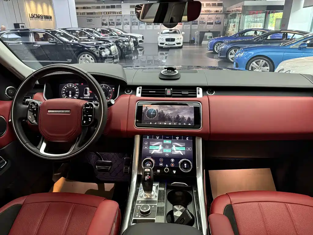 Land Rover Sport 2022 — фото 8