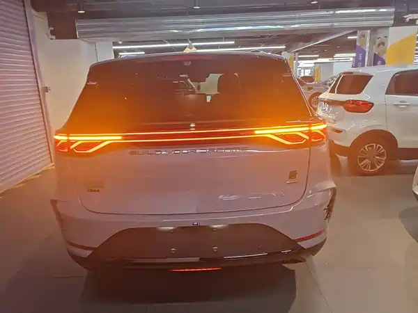 BYD Tang New Energy 2025