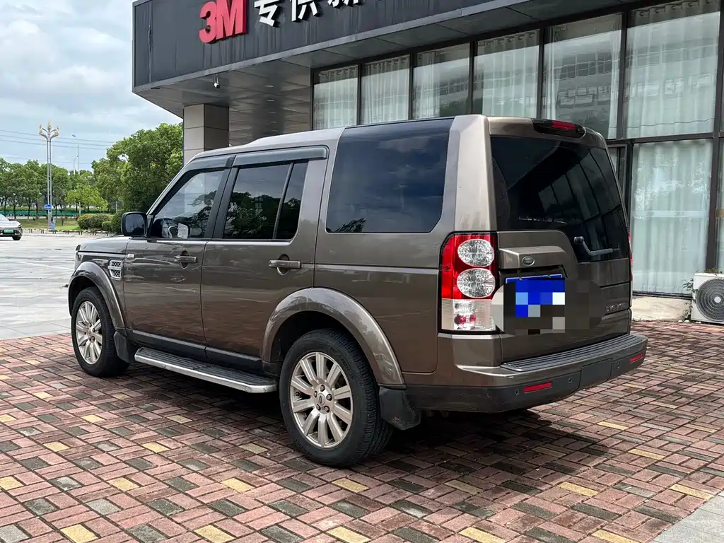 Land Rover Discovery 2013