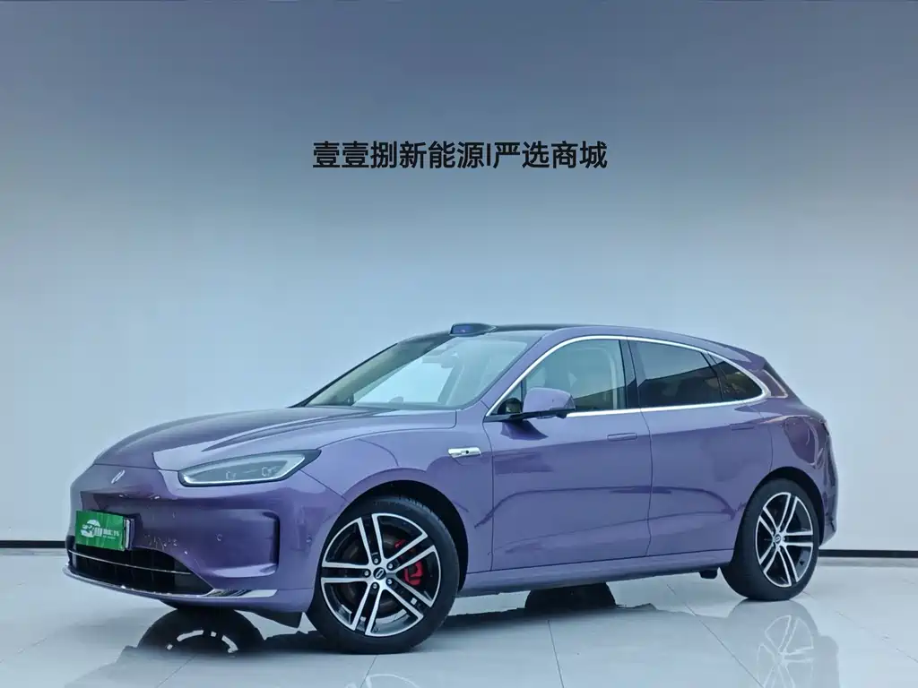 AITO M5 2025 — фото 1