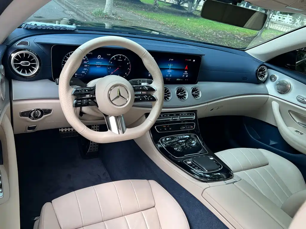 Mercedes-Benz E-Class 2023 — фото 12