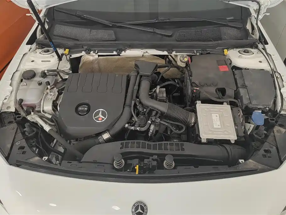 Mercedes-Benz A-Class 2021 — фото 10