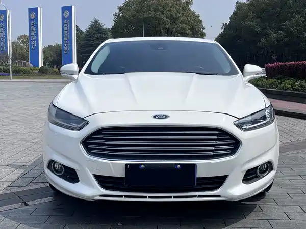 Ford Mondeo 2014