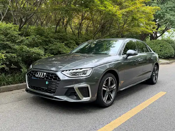 Audi A4L 2021