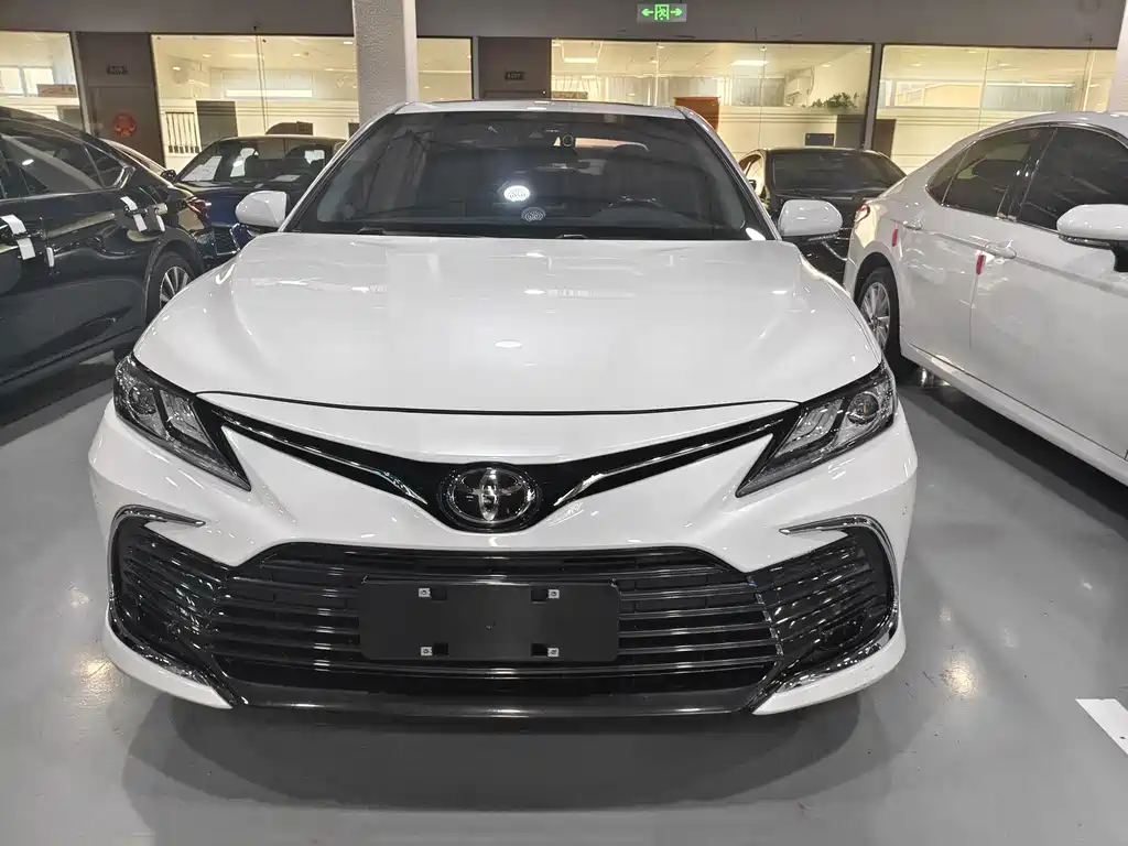 Toyota Camry 2023