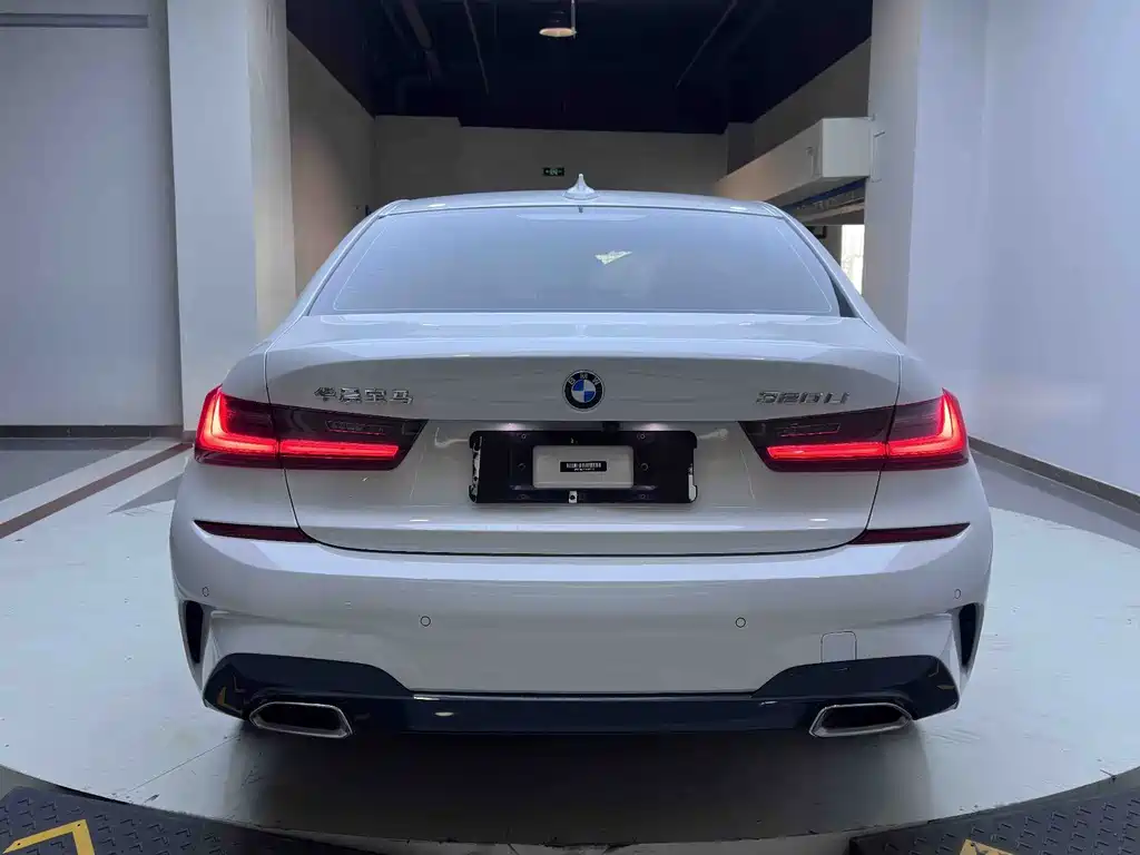 BMW 3 Series 2022
