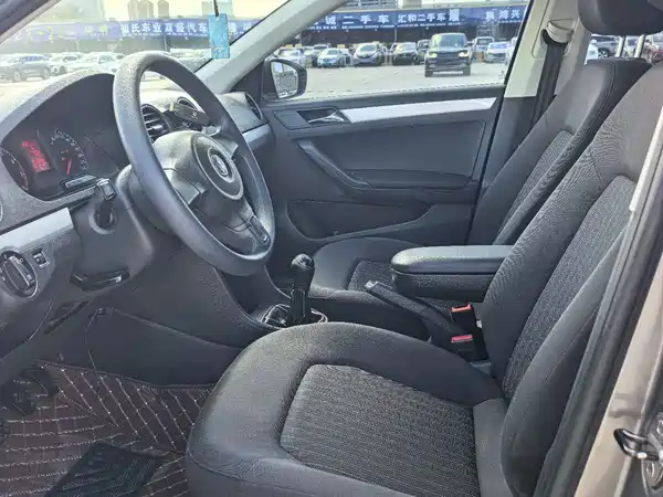 Volkswagen Jetta 2014