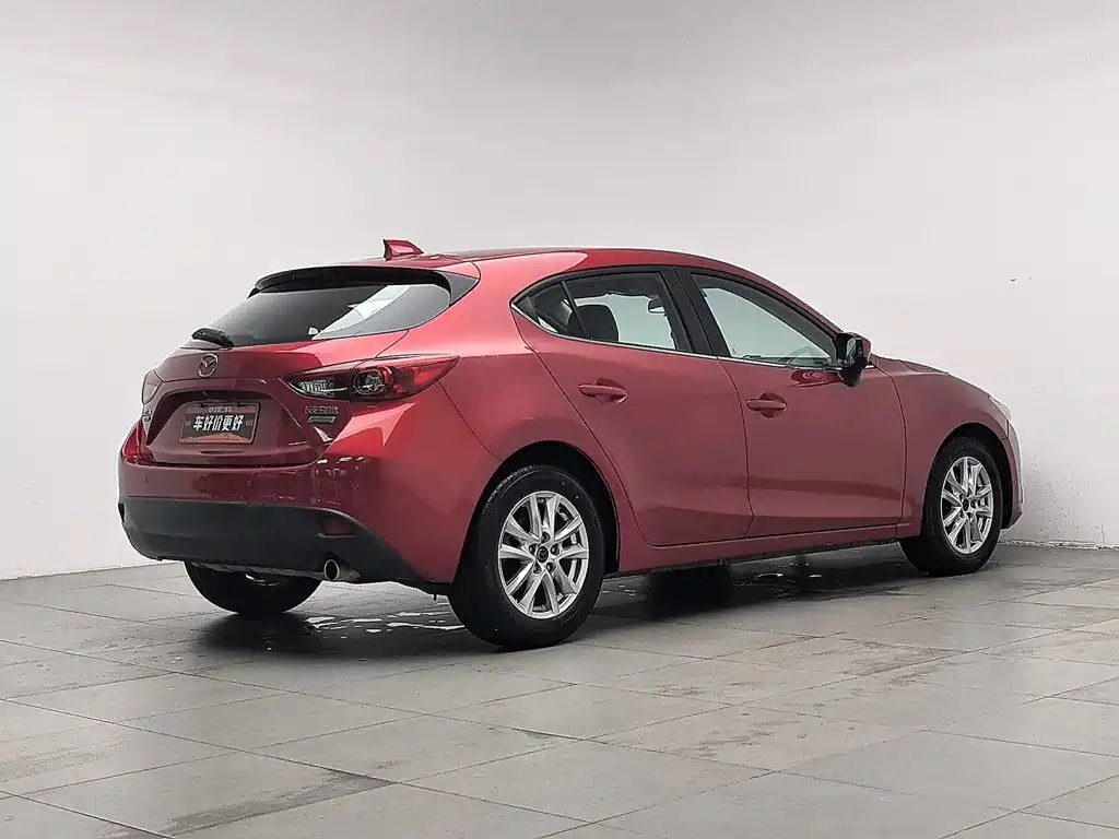 Mazda 3 Axela 2016 — фото 2