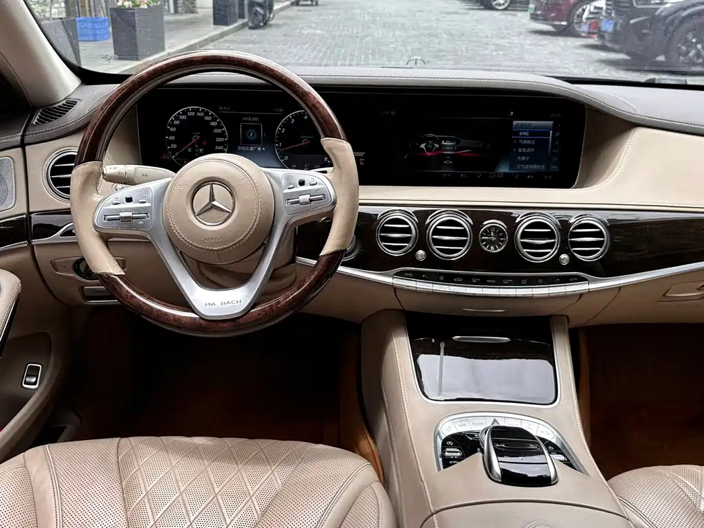 Mercedes-Benz Maybach S-Class 2018 — фото 13
