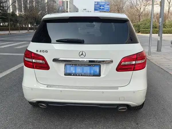 Mercedes-Benz B-Class 2012