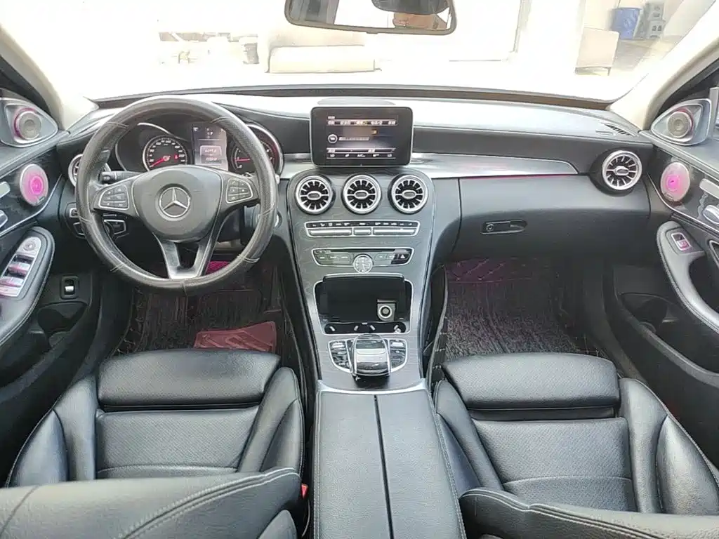 Mercedes-Benz C-Class 2017 — фото 10