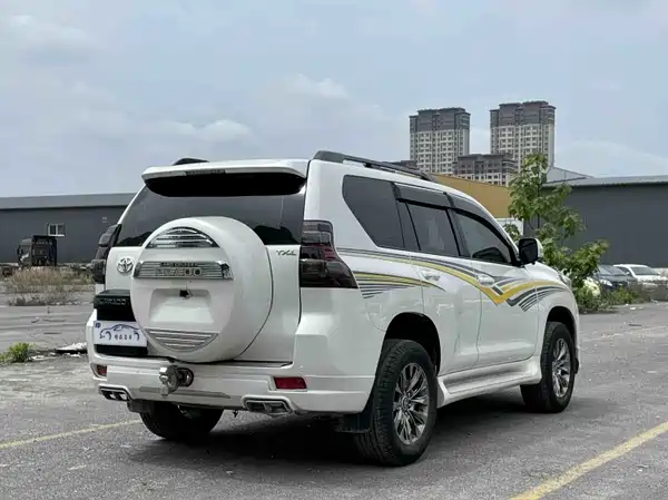 Toyota Prado 2016