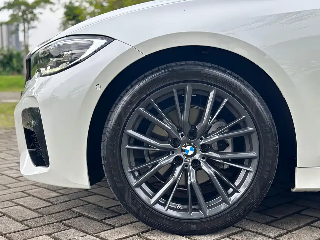 BMW 3 Series 2020 — фото 17