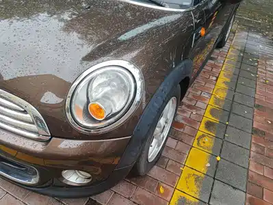 MINI MINI 2012