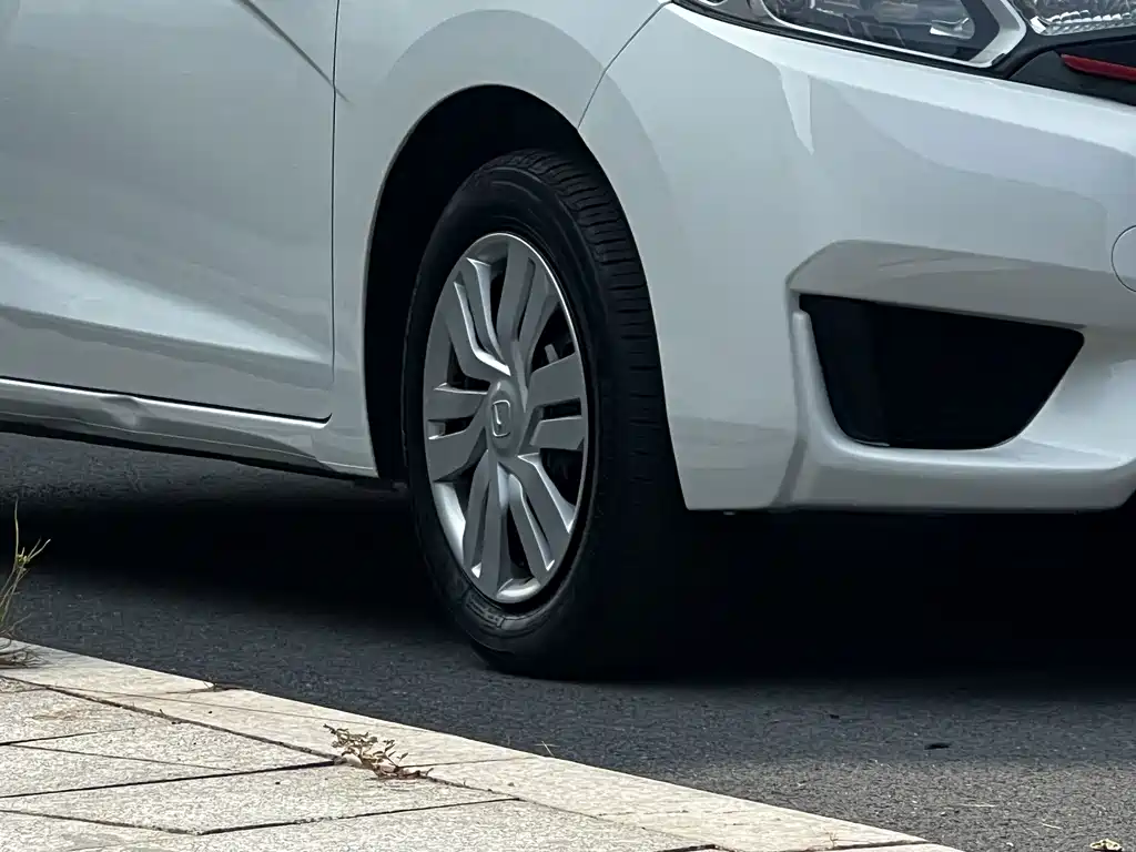Honda Fit 2016 — фото 5