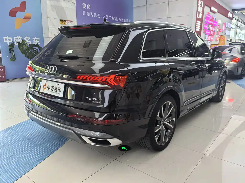 Audi Q7 2023