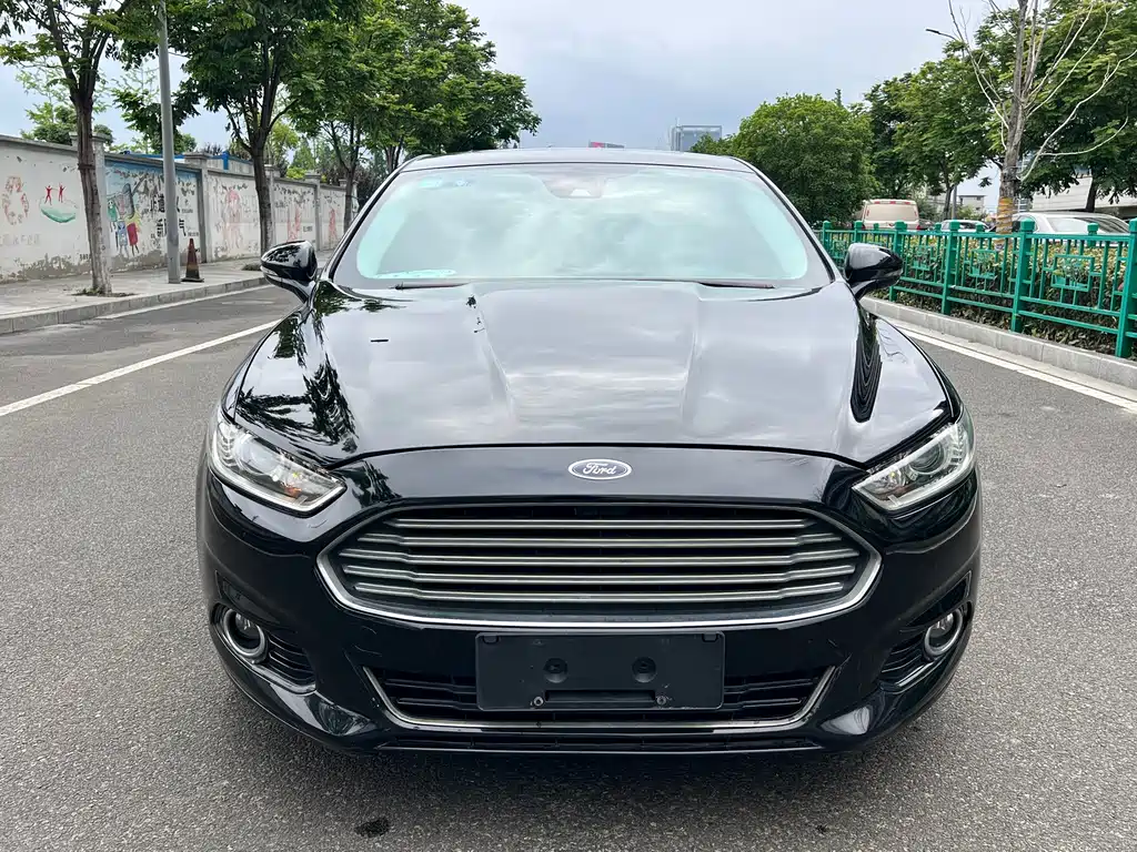 Ford Mondeo 2015 — фото 2