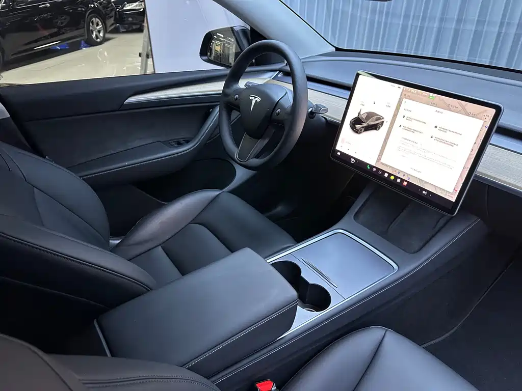 Tesla Model Y 2021 — фото 16