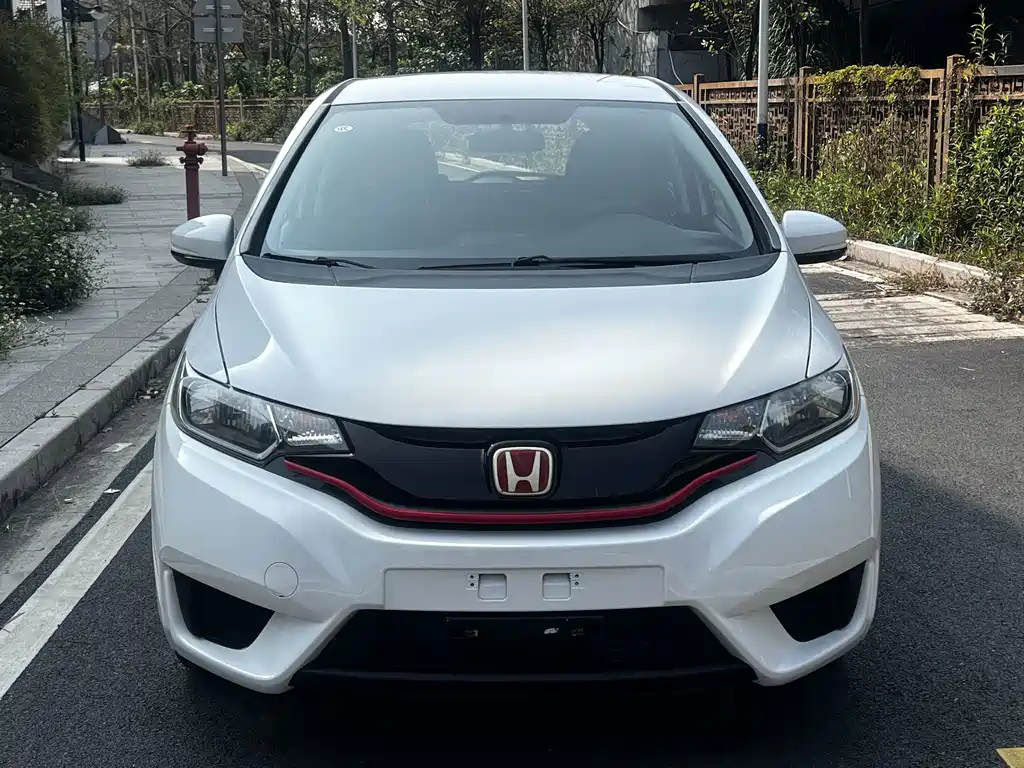 Honda Fit 2016 — фото 2