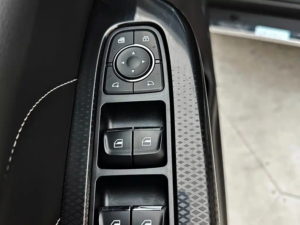 Haval M6 2023 — фото 12
